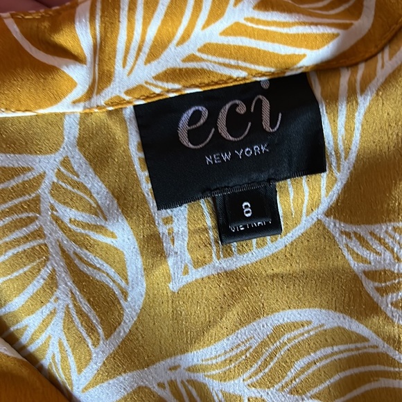 Yellow Jumpsuit, size 8. - Picture 4 of 5